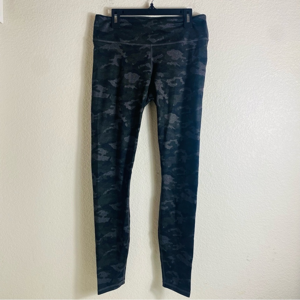 Fabletics Camo Leggings Size:Small